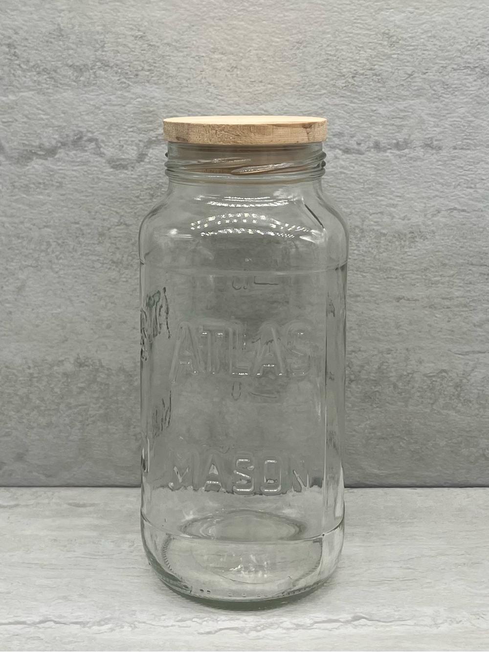 🎉 Atlas Glass Mason Jar with Wooden Lid